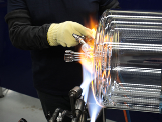 E9-Glassblowing-4 Glassblowing